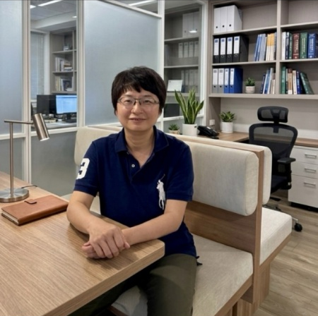 陳秉筠 校長